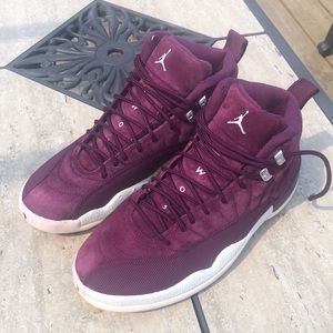 Air Jordan 12 bordeaux